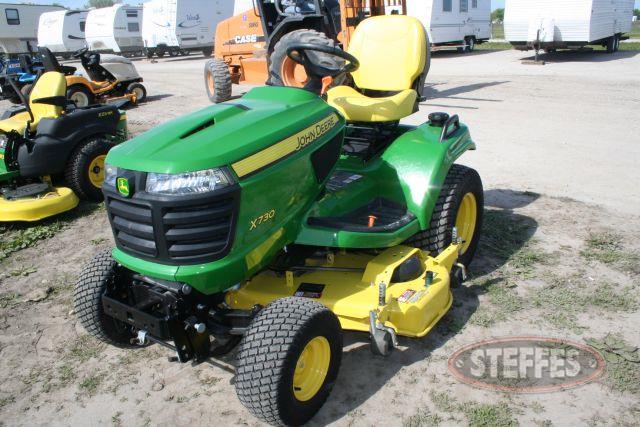  John Deere X730_1.jpg